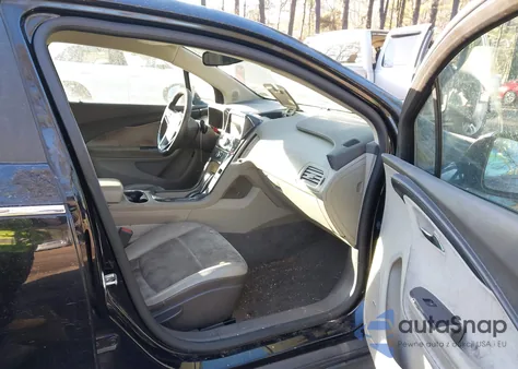 2013 Chevrolet Volt z USA, uszkodzony, nr VIN 1G1RH6E44DU138369